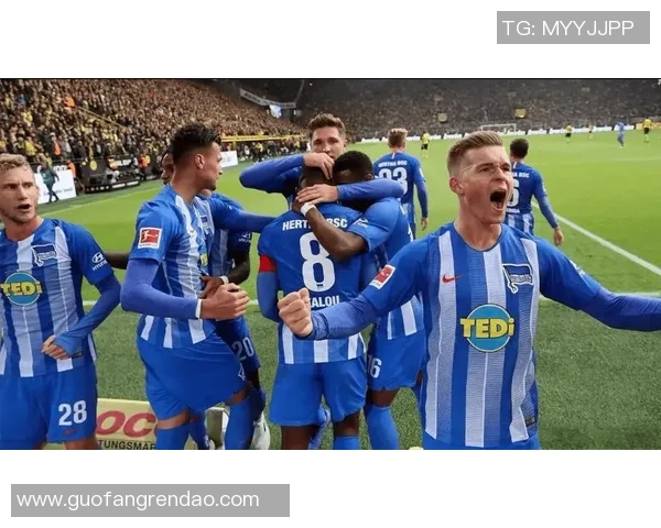 阿尔克马在兹沃勒主场大胜以三比十的比分展现强大实力