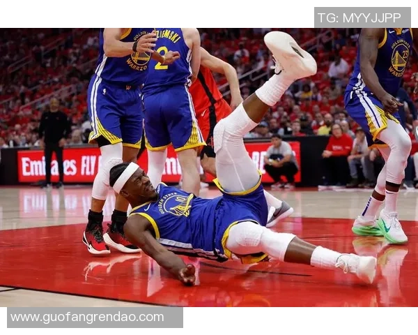 31分大胜藏丑恶本相！勇士3喜2忧太扎眼，巴特勒创纪录也难笑